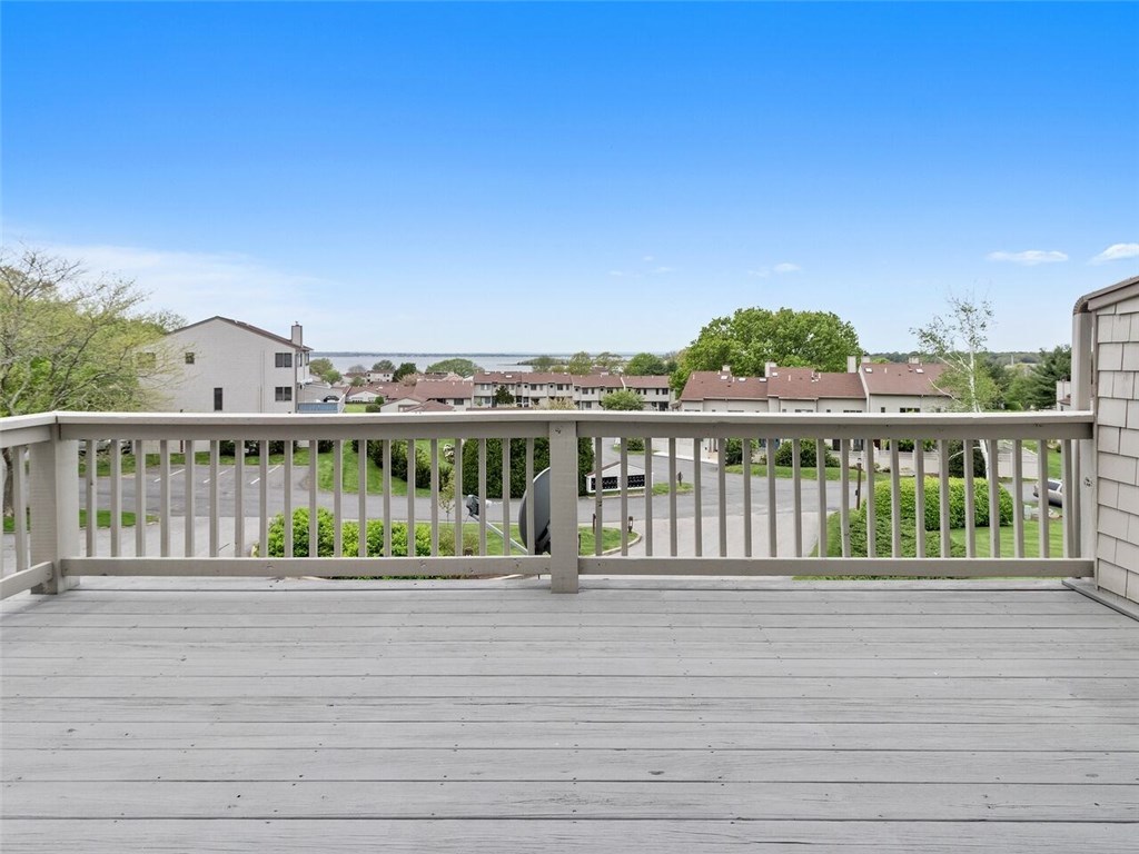 143 Windward Lane Bristol, RI 02809 - Photo 9 of 25