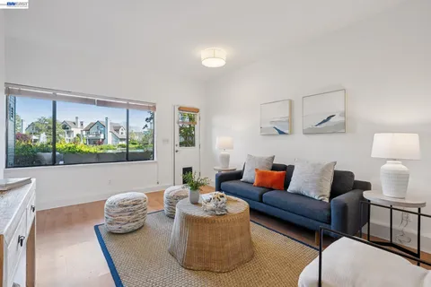 $895,000 | 6 Invincible Court, Unit F40, Alameda, CA 94501