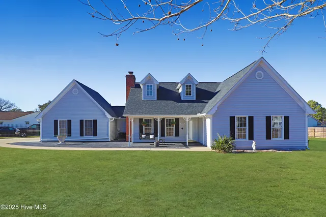 $499,000 | 229 Cottontail Run, Newport, NC 28570