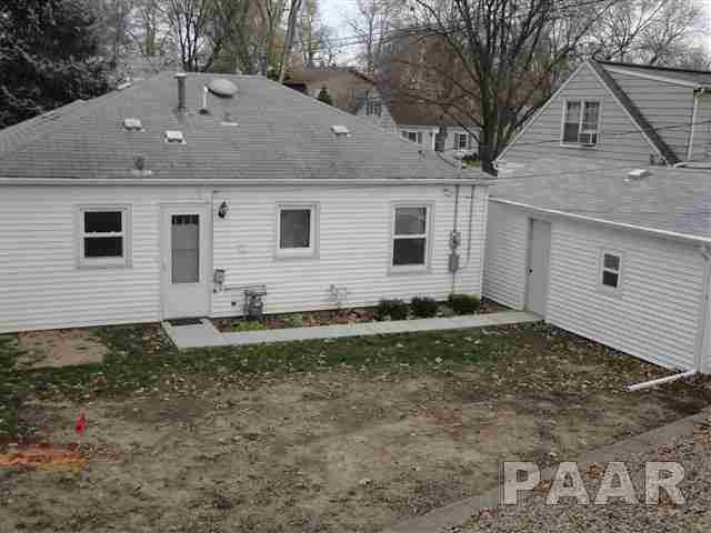300 West Stonegate Road Peoria, IL 61614 - Photo 15 of 18 Gallery Image 15