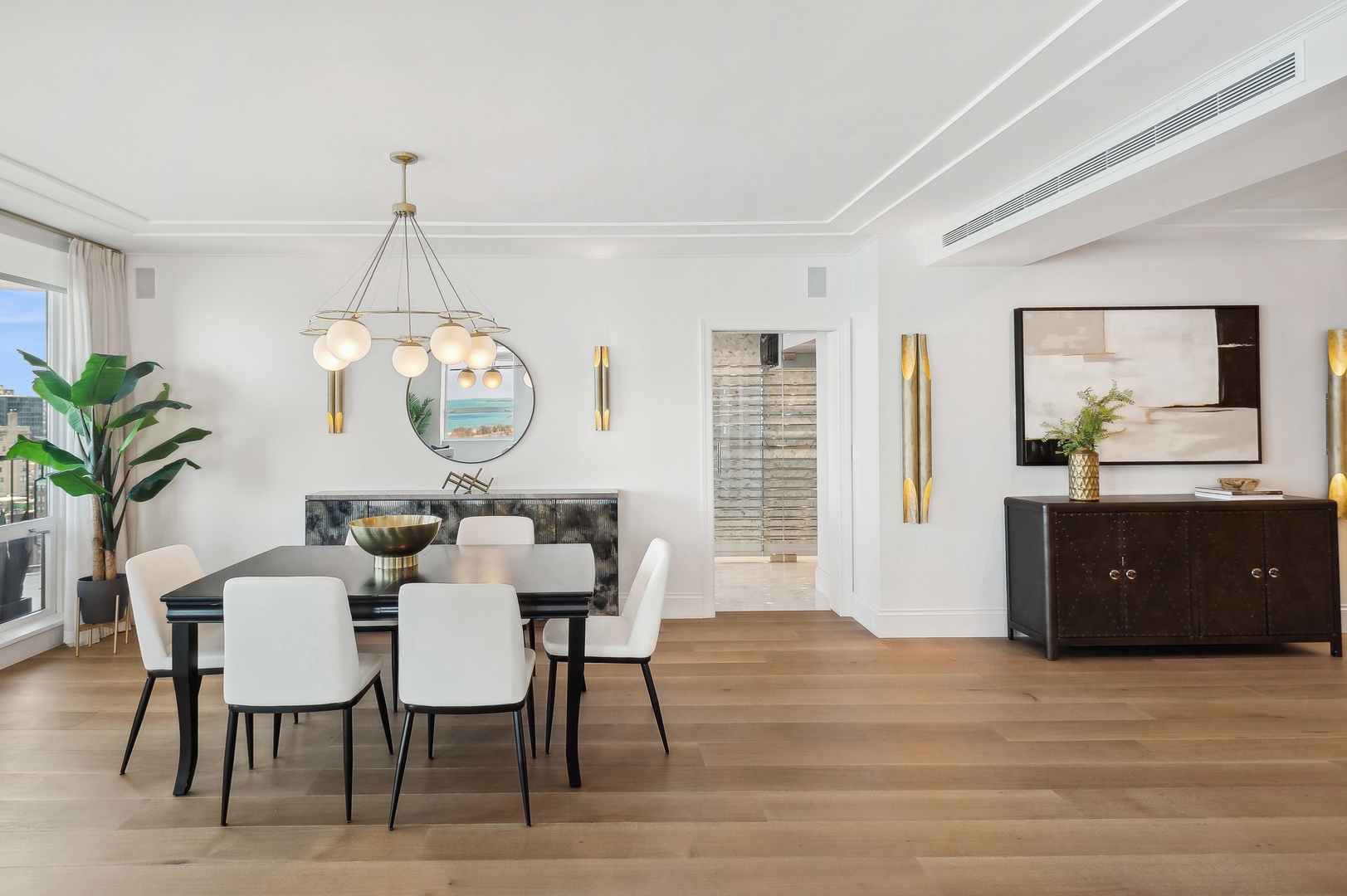 1040 North Lake Shore Drive, Unit 25D Chicago, IL 60611 - Photo 11 of 38