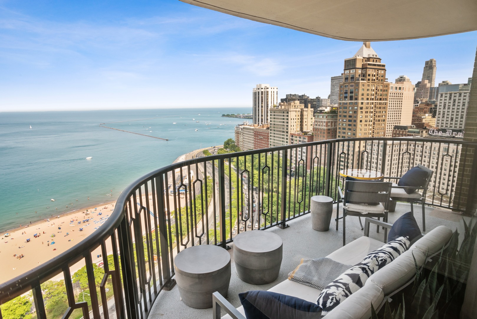 1040 North Lake Shore Drive, Unit 25D Chicago, IL 60611 - Photo 17 of 38