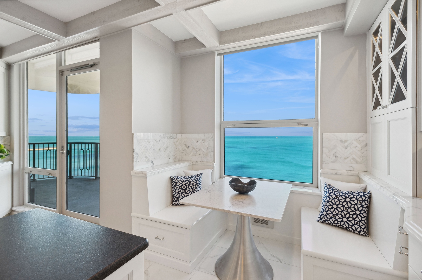 1040 North Lake Shore Drive, Unit 25D Chicago, IL 60611 - Photo 20 of 38