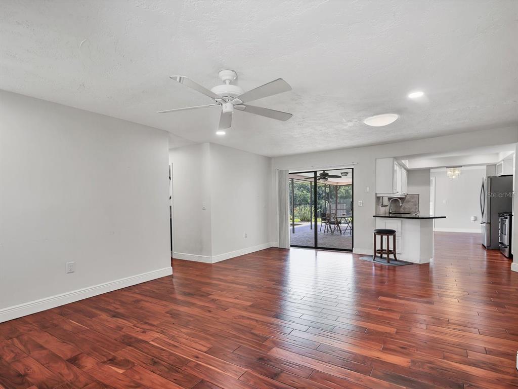 3927 Desoto Road Sarasota, FL 34243 - Photo 28 of 67