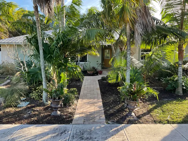 $1,229,000 | 1110 Kriss Lane, Jupiter, FL 33458