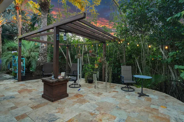 $1,229,000 | 1110 Kriss Lane, Jupiter, FL 33458