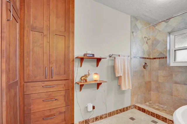 $1,229,000 | 1110 Kriss Lane, Jupiter, FL 33458