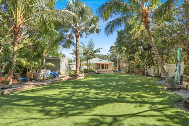 $1,229,000 | 1110 Kriss Lane, Jupiter, FL 33458