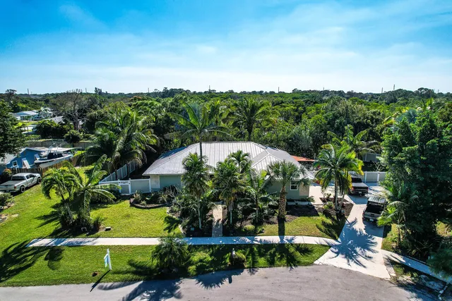 $1,229,000 | 1110 Kriss Lane, Jupiter, FL 33458