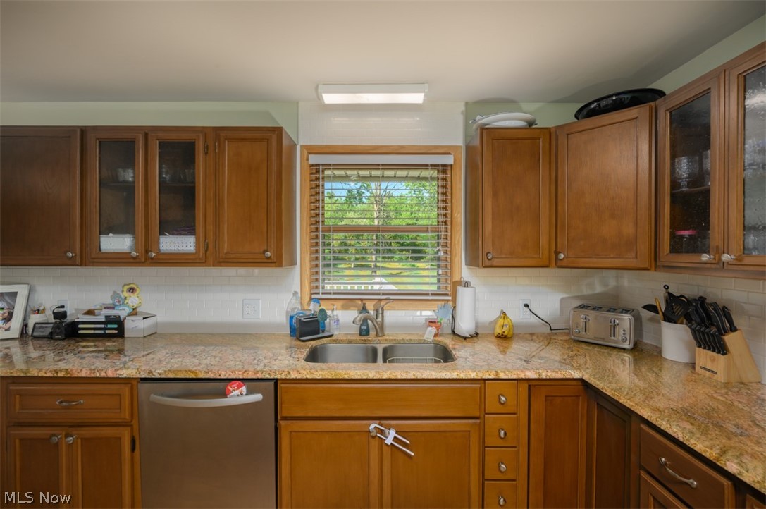 9195 Valley View Road Macedonia, OH 44056 - Photo 21 of 35 Gallery Image 21