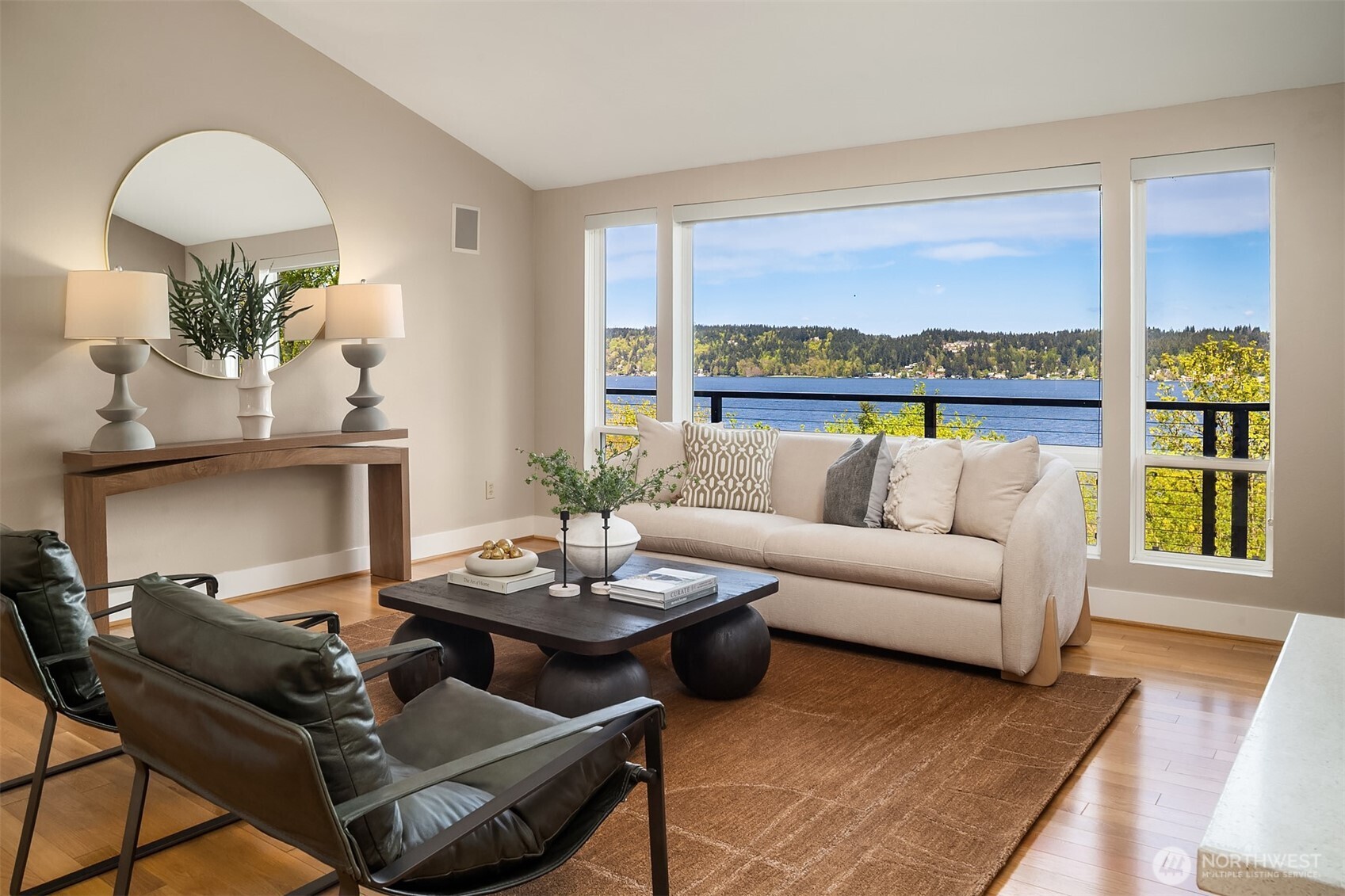 8530 54th Avenue Northeast Seattle, WA 98115 - Photo 7 of 40