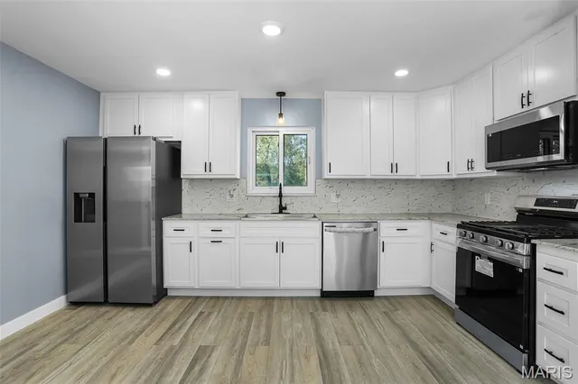 $289,990 | 5211 Hunning Road, High Ridge, MO 63049