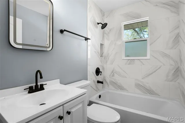 $289,990 | 5211 Hunning Road, High Ridge, MO 63049