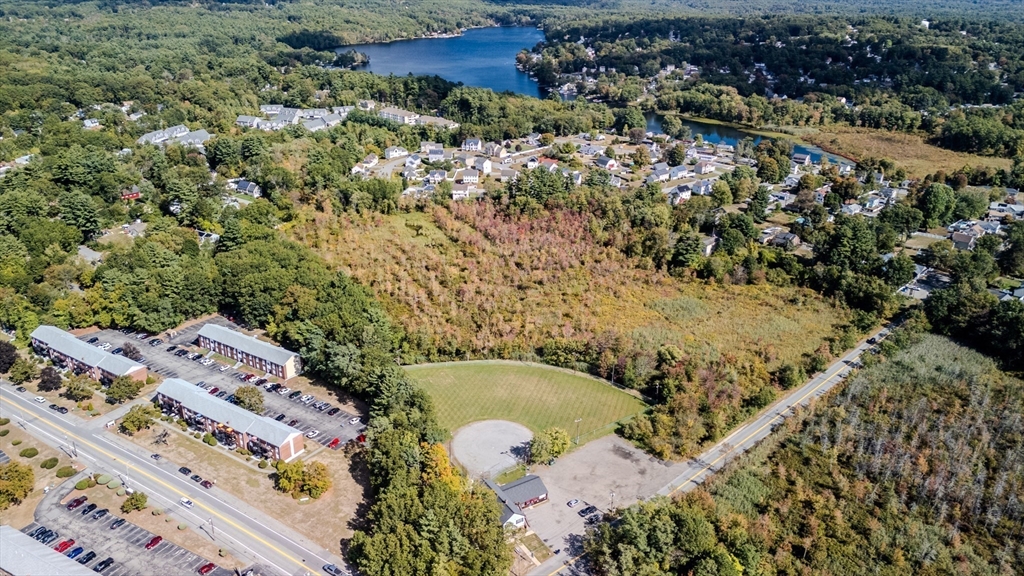 135 Stewart Street, Unit 1 Dracut, MA 01826 - Photo 2 of 3 view of a city