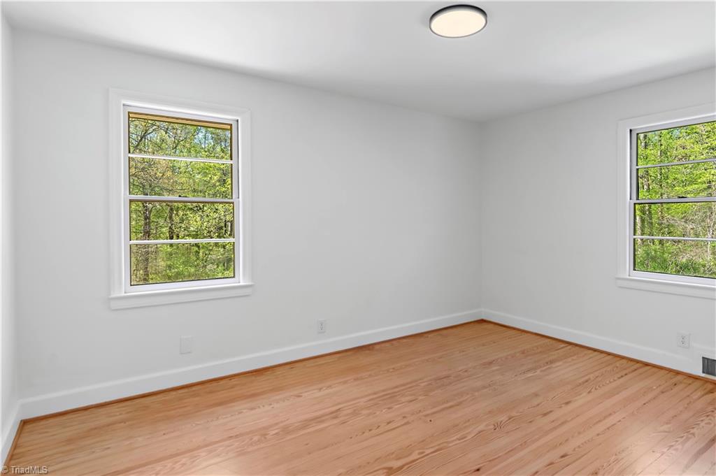 9240 Reynolda Road Pfafftown, NC 27040 - Photo 17 of 24 Gallery Image 17