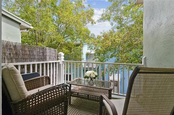 $275,000 | 1103 Austerlitz Street, Unit 1103, New Orleans, LA 70115