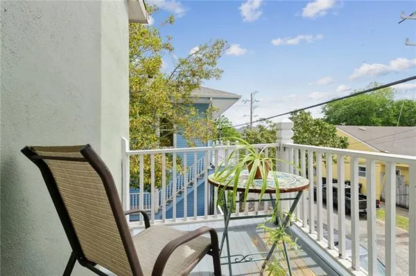 $275,000 | 1103 Austerlitz Street, Unit 1103, New Orleans, LA 70115