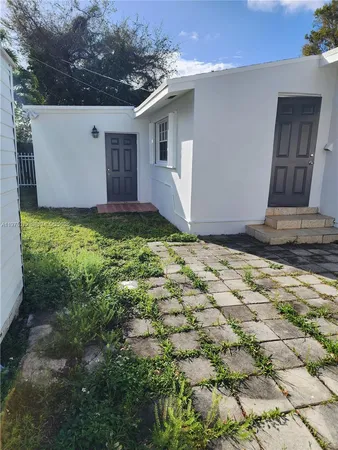 $3,275 | 1030 Northwest 48th Street, Miami, FL 33127