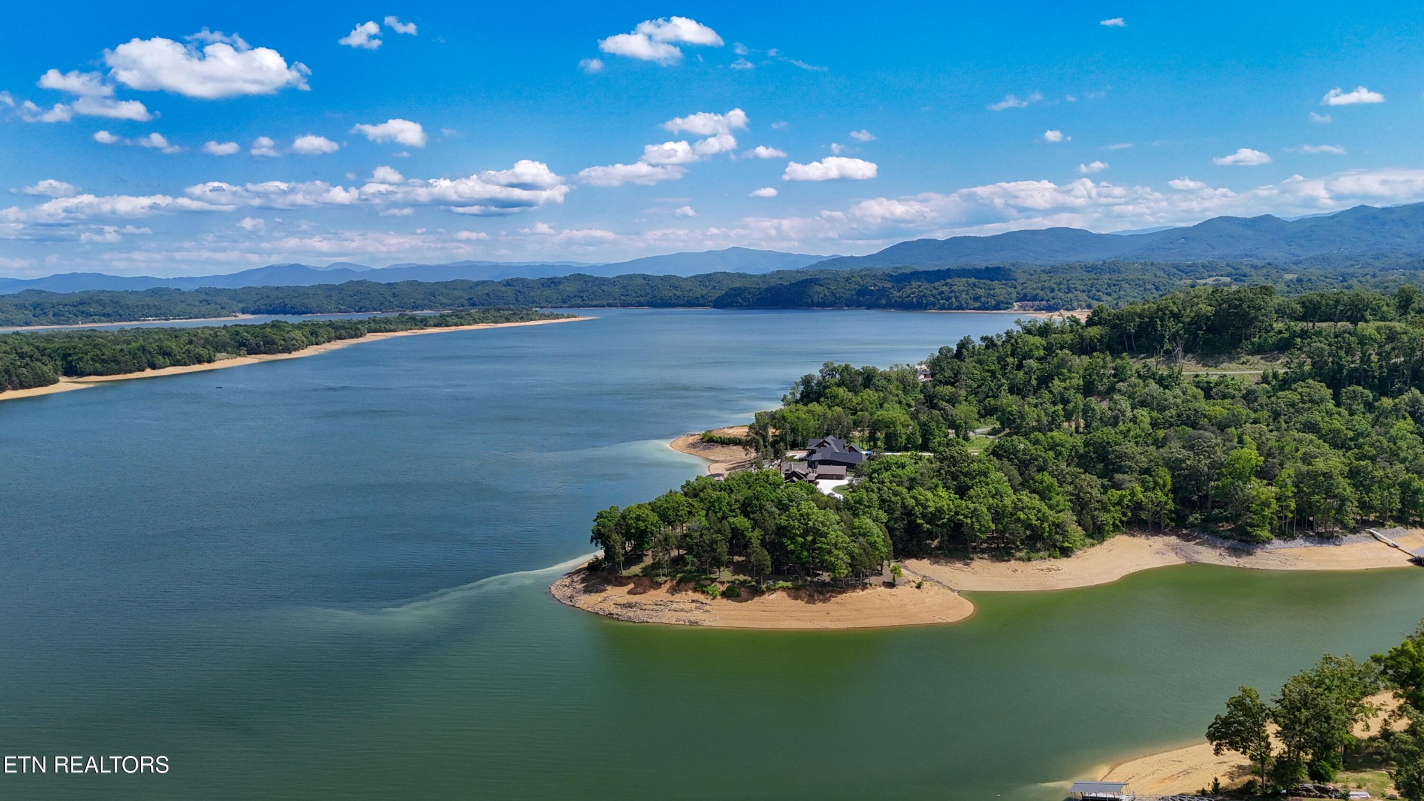 122 Ridge Point Trail Dandridge, TN 37725 - Photo 12 of 33