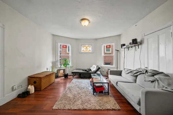 $4,950 | 41 Parker Hill Avenue, Unit 2, Boston, MA 02120