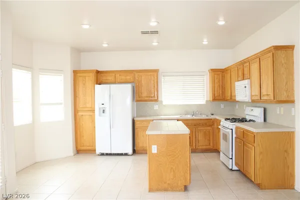 $2,195 | 4020 Clove Hitch Street, North Las Vegas, NV 89032
