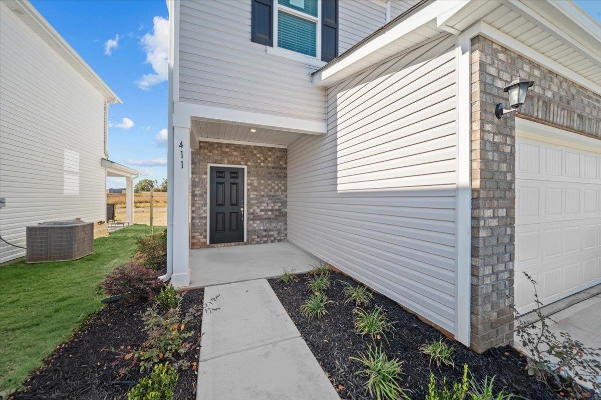 411 Shortleaf Lane Pendleton, SC 29670 - Photo 2 of 30