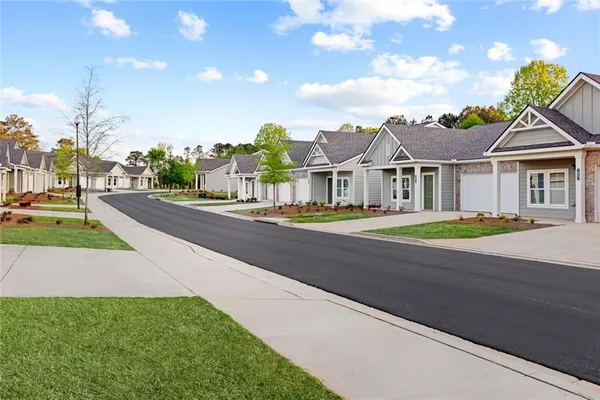 a view of house with a outdoor space