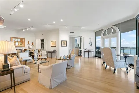 $2,375,000 | 600 Port Of New Orleans Place, Unit 6F, New Orleans, LA 70130