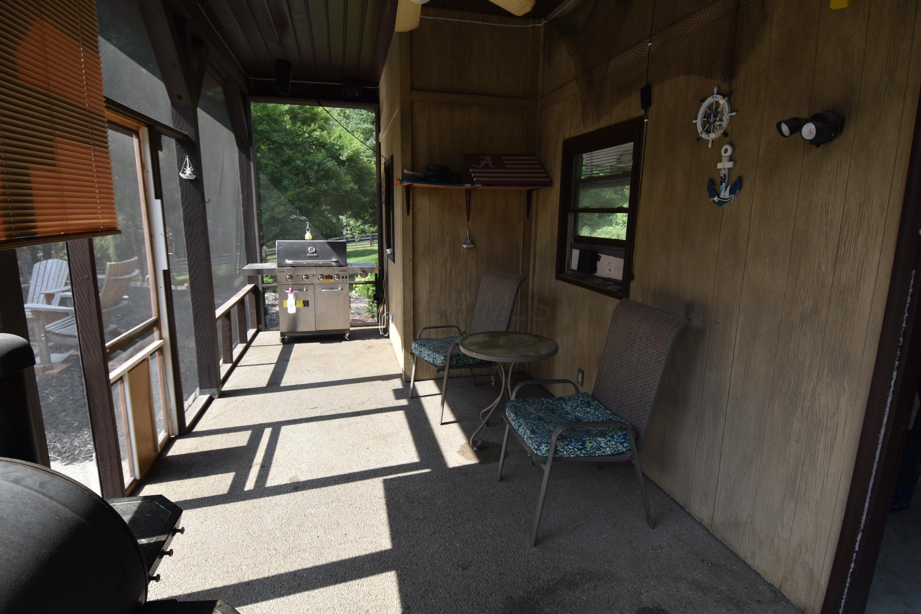15 Tow Path Road Granville, OH 43023 - Photo 57 of 79 Screened Room