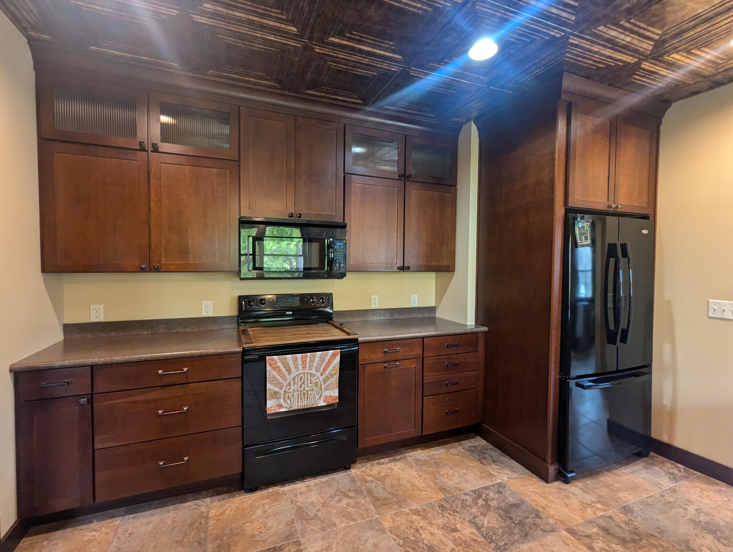 916 South Water Street Sparta, WI 54656 - Photo 14 of 31 PXL_20251023_160112202