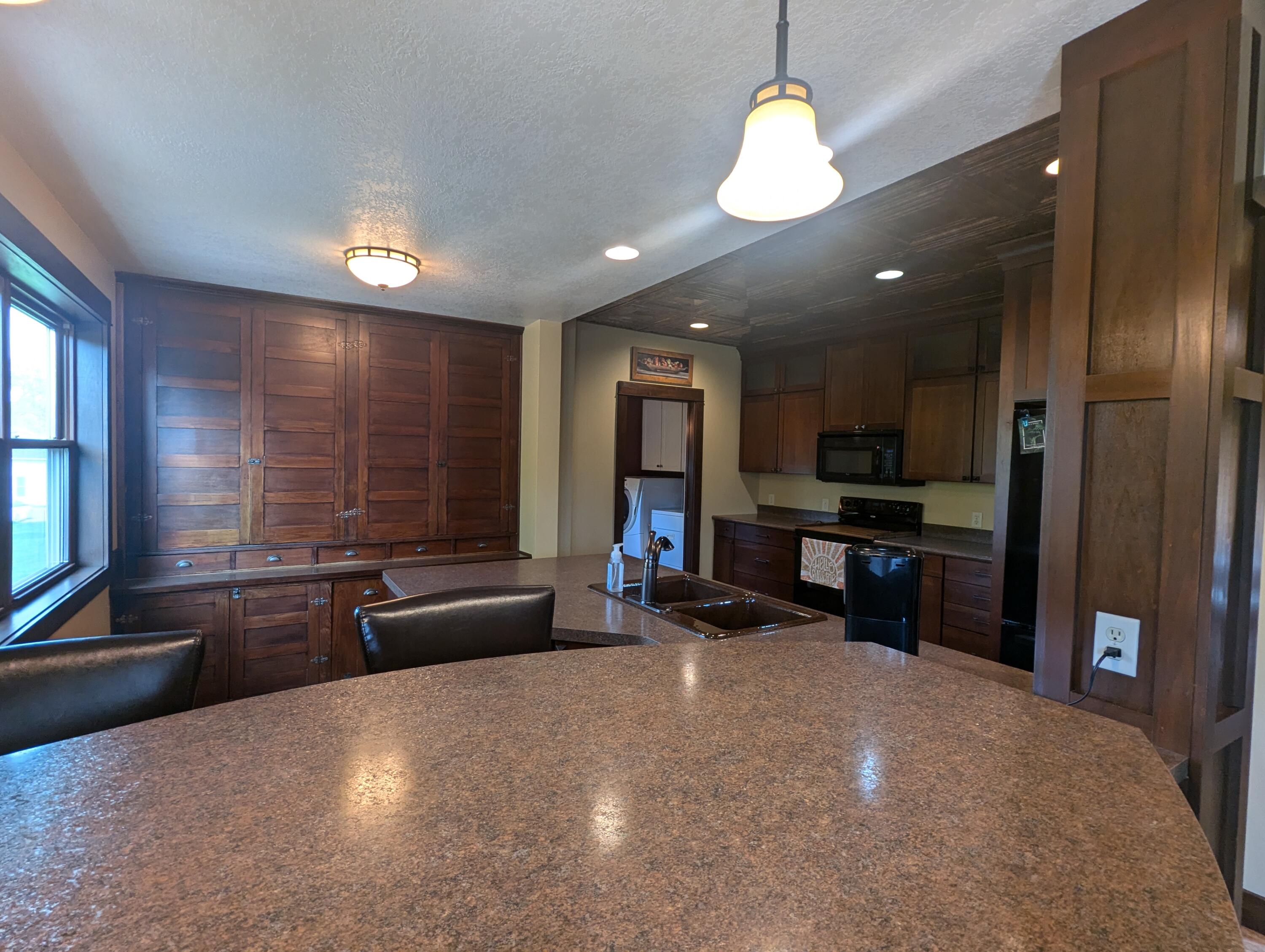 916 South Water Street Sparta, WI 54656 - Photo 19 of 31 PXL_20251023_160206953.MP