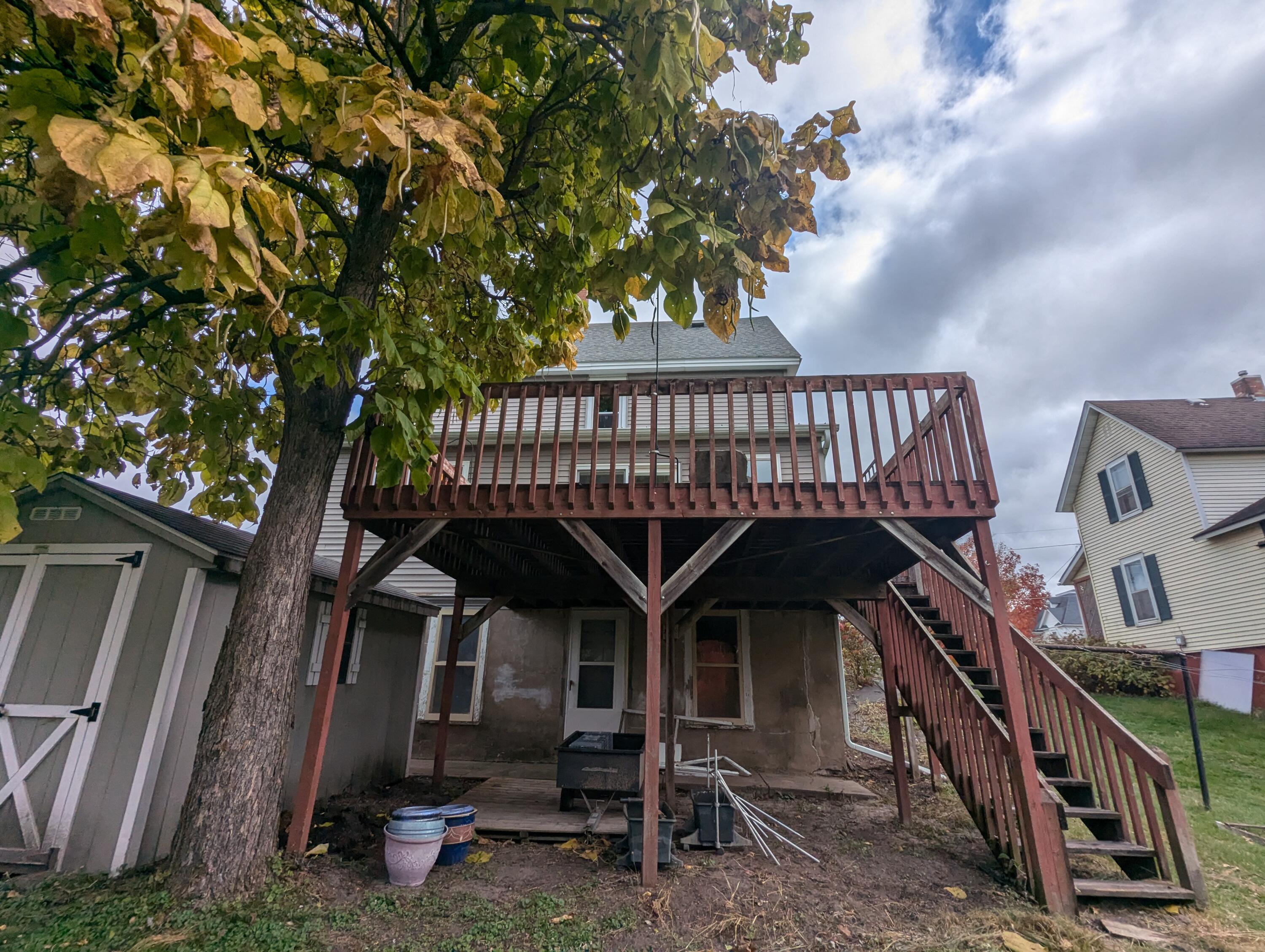 916 South Water Street Sparta, WI 54656 - Photo 7 of 31 PXL_20251023_165359377