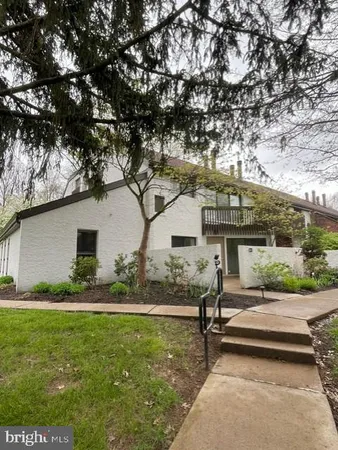 $214,900 | 803 Stratford Drive, Unit 9, State College, PA 16801