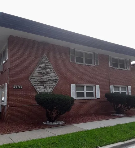 $1,200 | 4313 South Harlem Avenue, Unit 3, Stickney, IL 60402