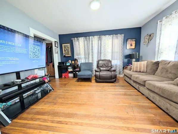$369,000 | 905 Cooke Street, Waterbury, CT 06704