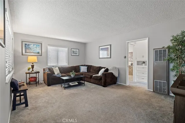 $865,000 | 6116 Fanwood Avenue, Lakewood, CA 90713