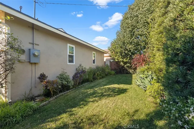 $865,000 | 6116 Fanwood Avenue, Lakewood, CA 90713