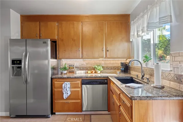 $865,000 | 6116 Fanwood Avenue, Lakewood, CA 90713