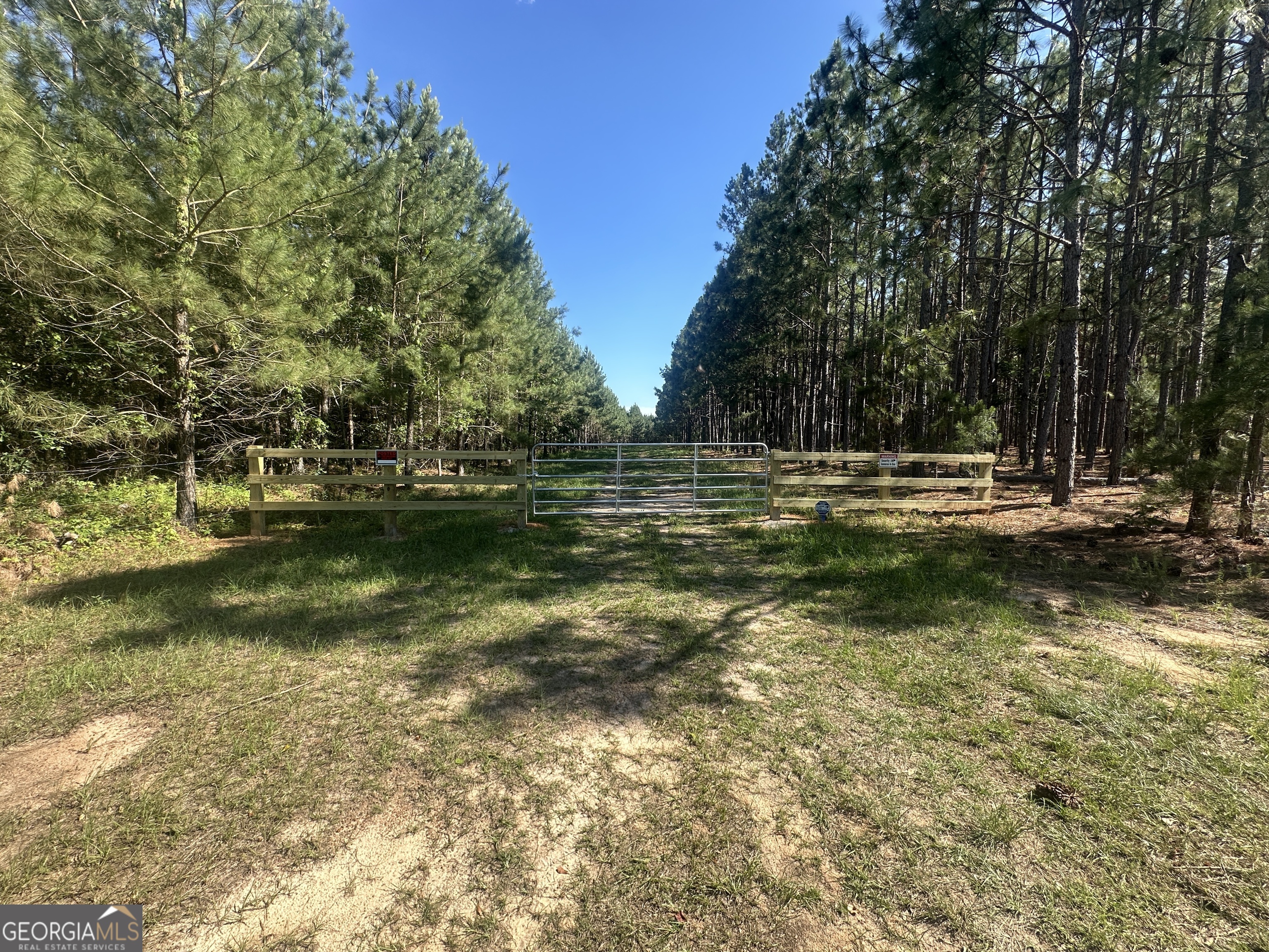 a view of a lake view