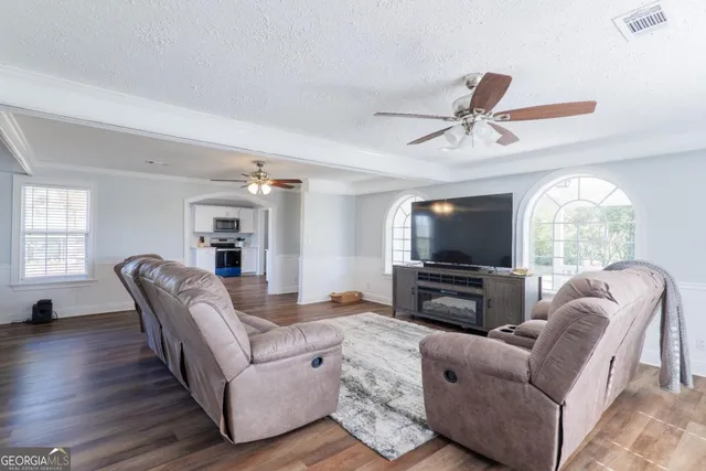 $299,900 | 3037 Lonnie Grimsley Road, Adel, GA 31620