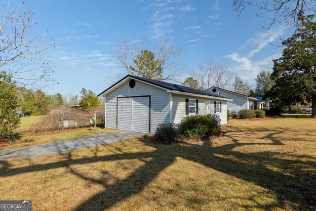 $299,900 | 3037 Lonnie Grimsley Road, Adel, GA 31620