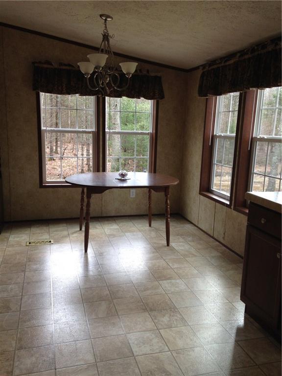 216 Foye Road Wiscasset, ME 04578 - Photo 7 of 11 Dining are