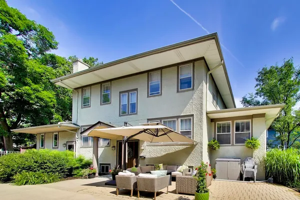 $969,000 | 622 Forest Avenue, River Forest, IL 60305