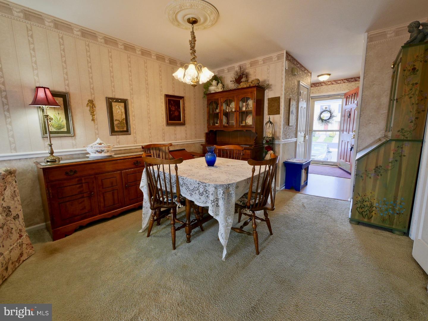 509 Ward Road Brookhaven, PA 19015 - Photo 4 of 19 Gallery Image 4