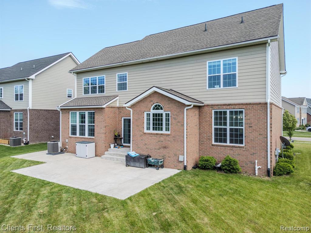 51214 Scarborough Road Canton, MI 48188 - Photo 28 of 40 Gallery Image 28