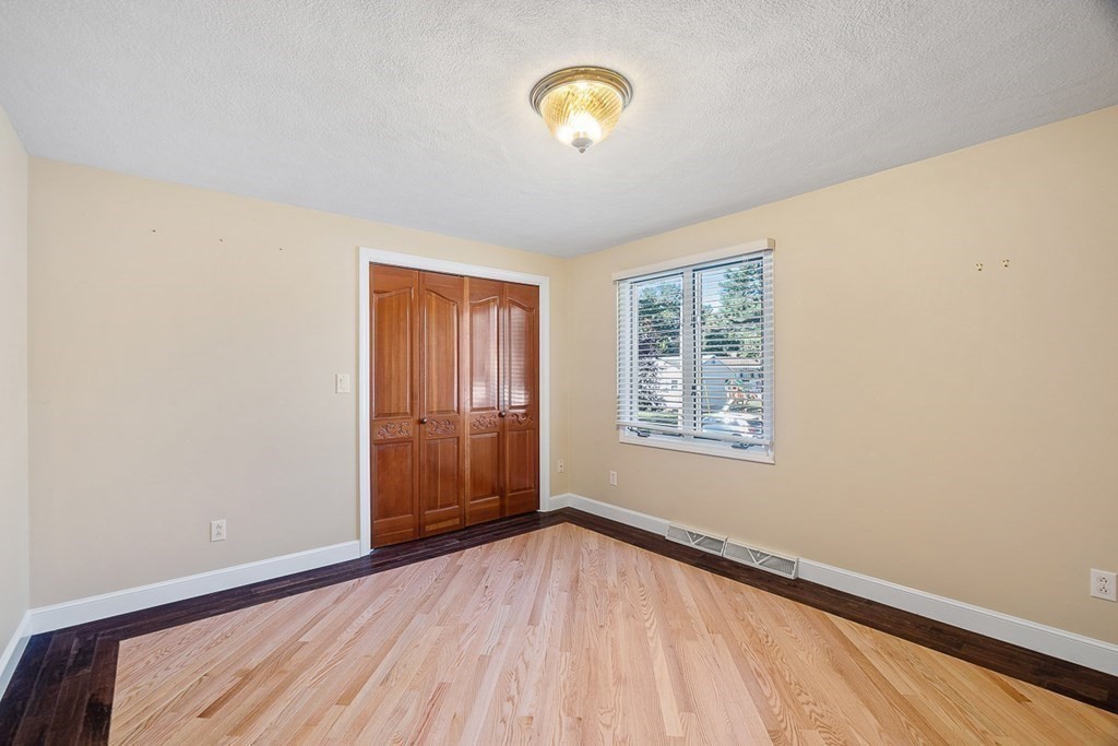 3 Phillips Road Tewksbury, MA 01876 - Photo 21 of 36 Gallery Image 21