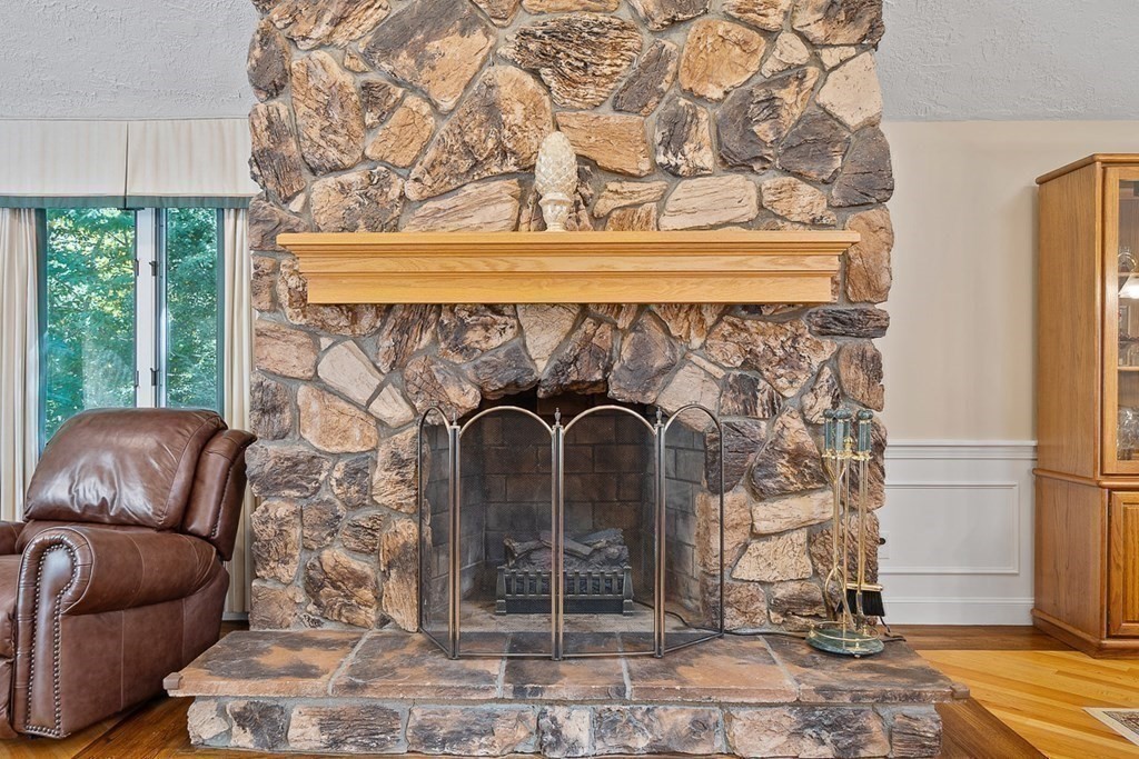 3 Phillips Road Tewksbury, MA 01876 - Photo 10 of 36 Gallery Image 10