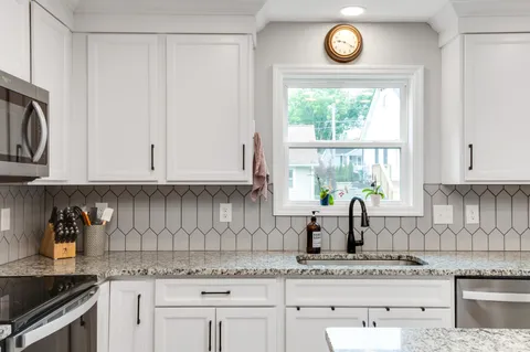 $525,000 | 321 53rd Avenue North, Nashville, TN 37209