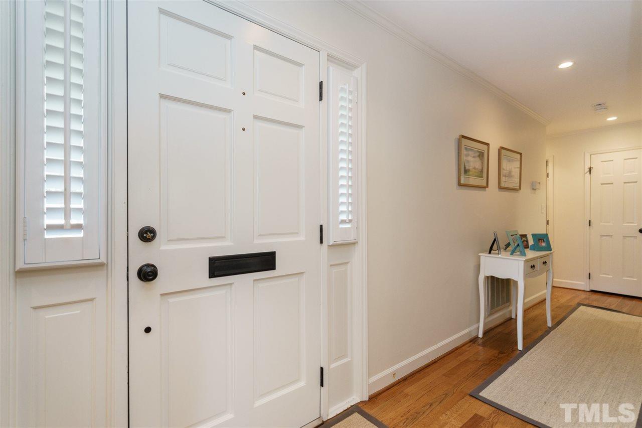 2446 Medway Drive Raleigh, NC 27608 - Photo 3 of 25 Gallery Image 3