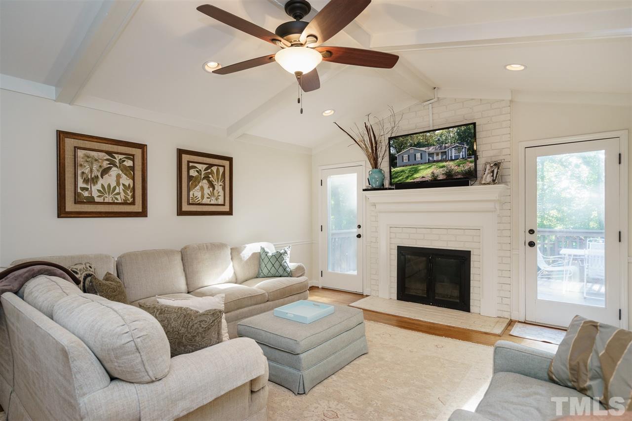 2446 Medway Drive Raleigh, NC 27608 - Photo 4 of 25 Gallery Image 4
